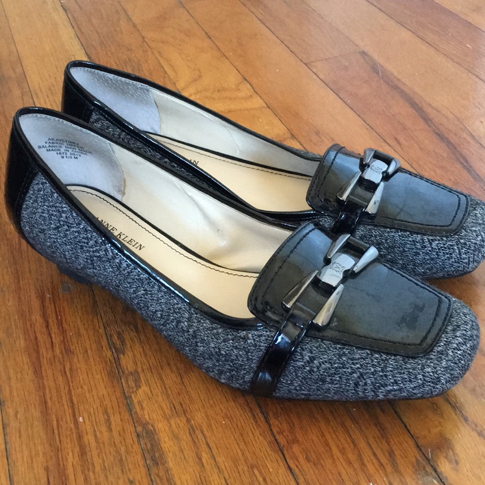 Anne Klein mini heel
